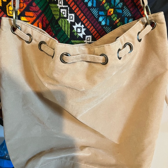 New handmade aztec print bag with drawstring top. Suede shoulder bag unused - Picture 6 of 9